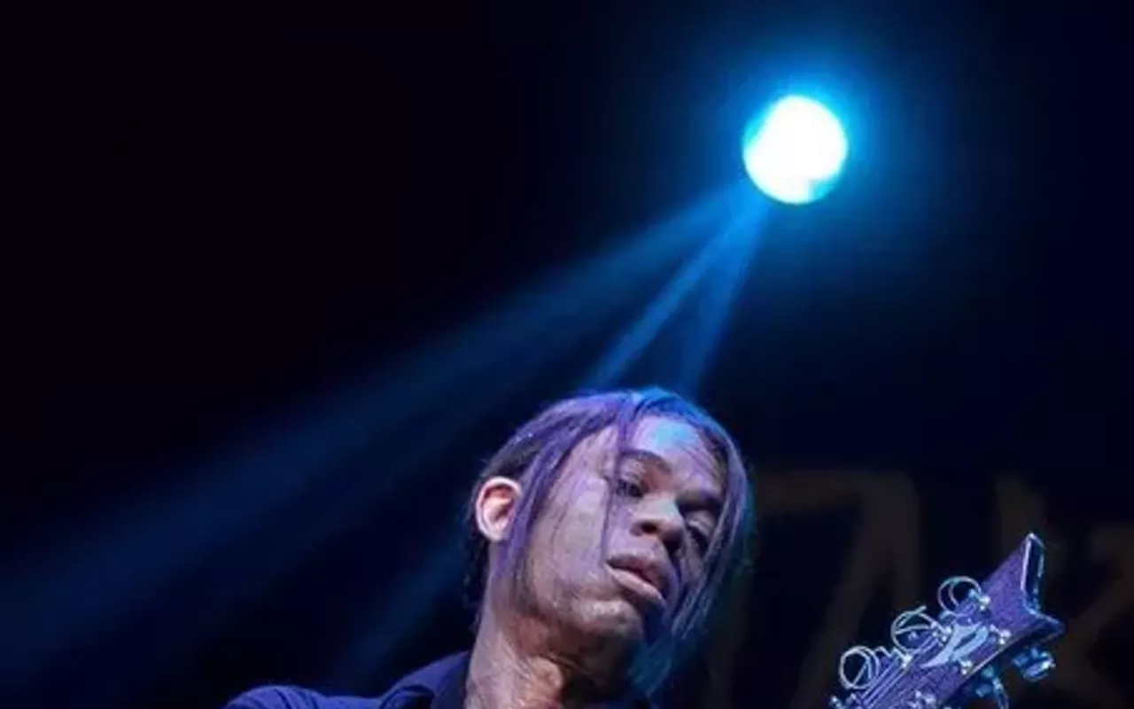 Image: Stanley Jordan Plays The Dead