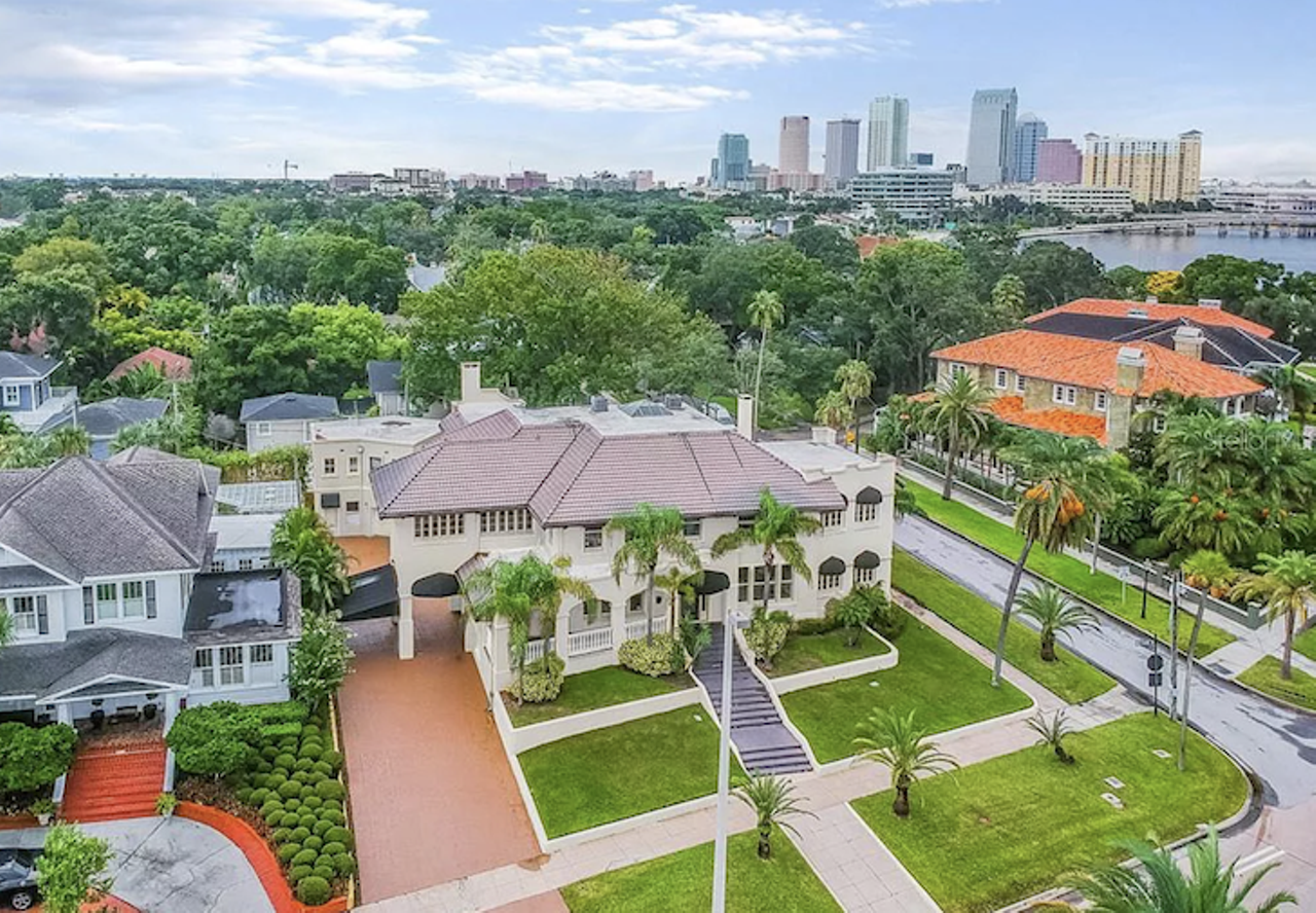 Tampa's historic Dorchester house on Bayshore is now for sale