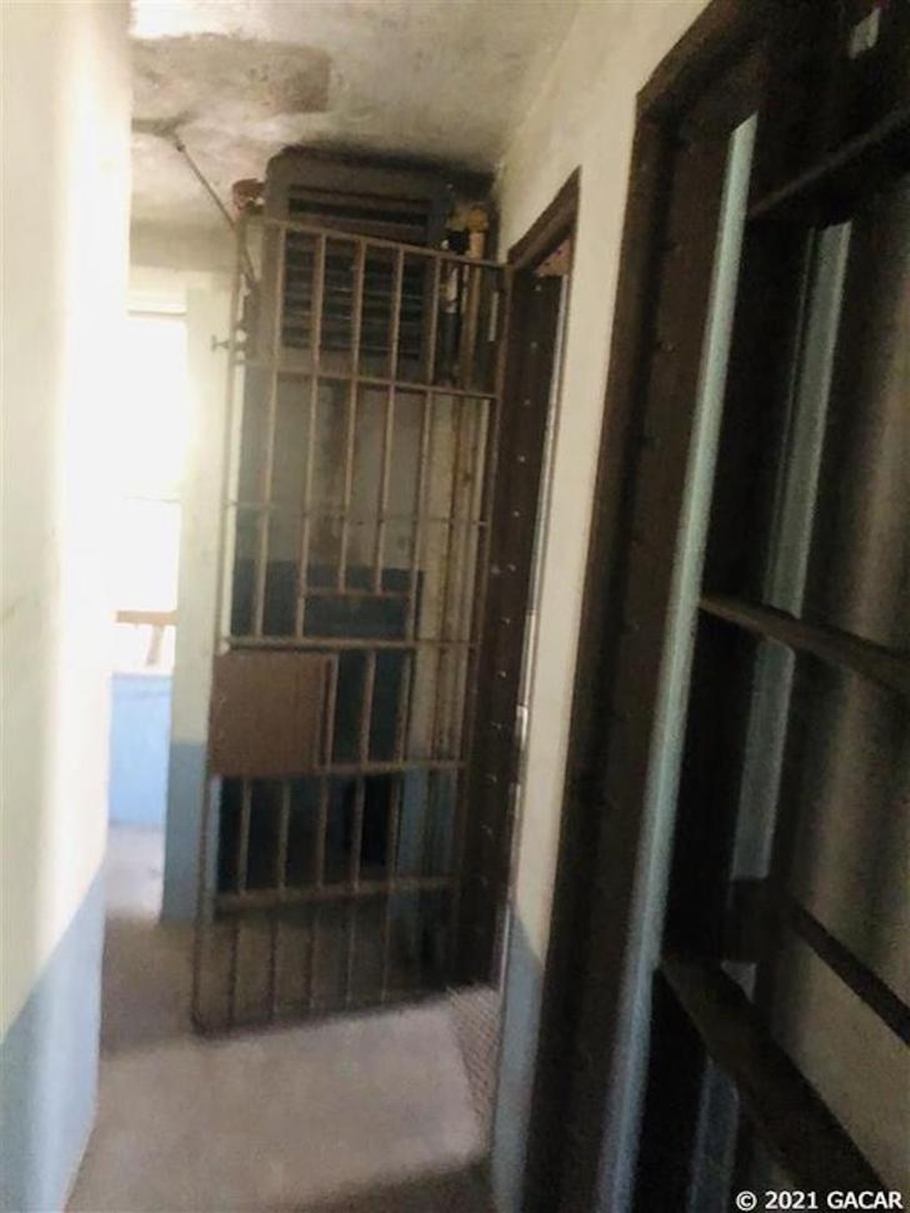 The haunted Gilchrist County Jail is now for sale in Florida for just $139k