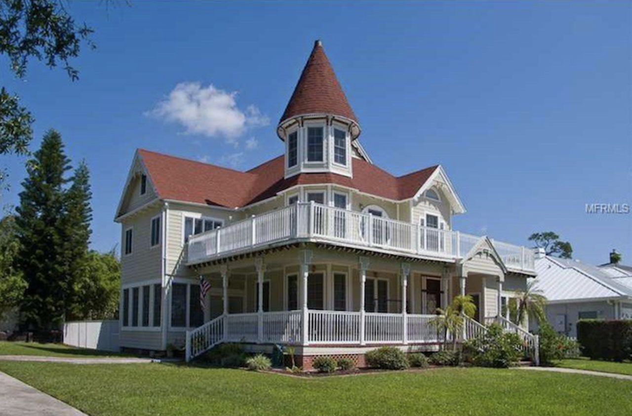 The historic 'Shady Oaks' Victorian home in Pinellas County is now for sale