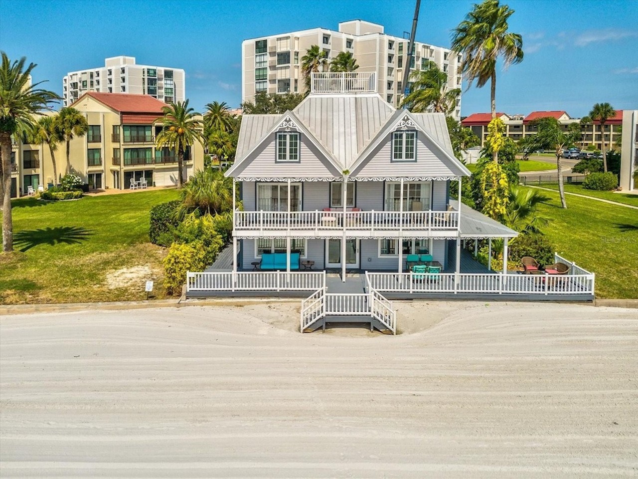 The 'Holdout House,' the one and only home on Clearwater Point, is for sale
