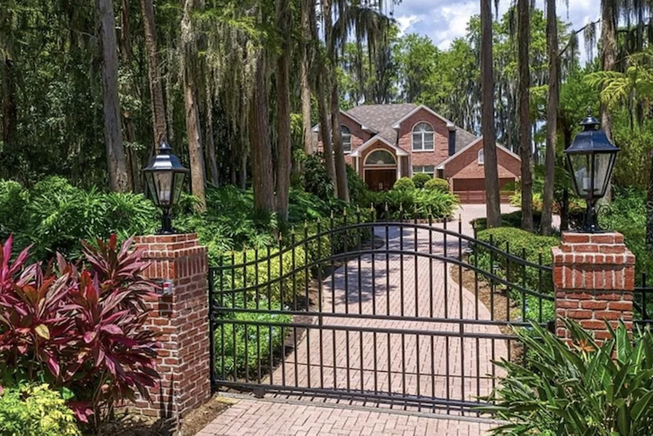 The Tampa home of prominent lawyer Richard Mulholland is now for sale