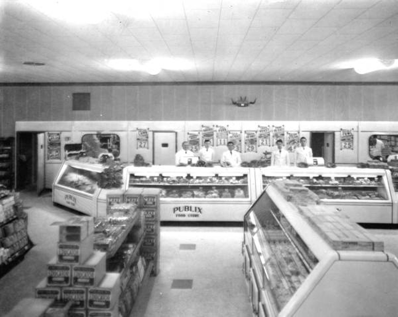 First Publix super market's bakery, 1940.