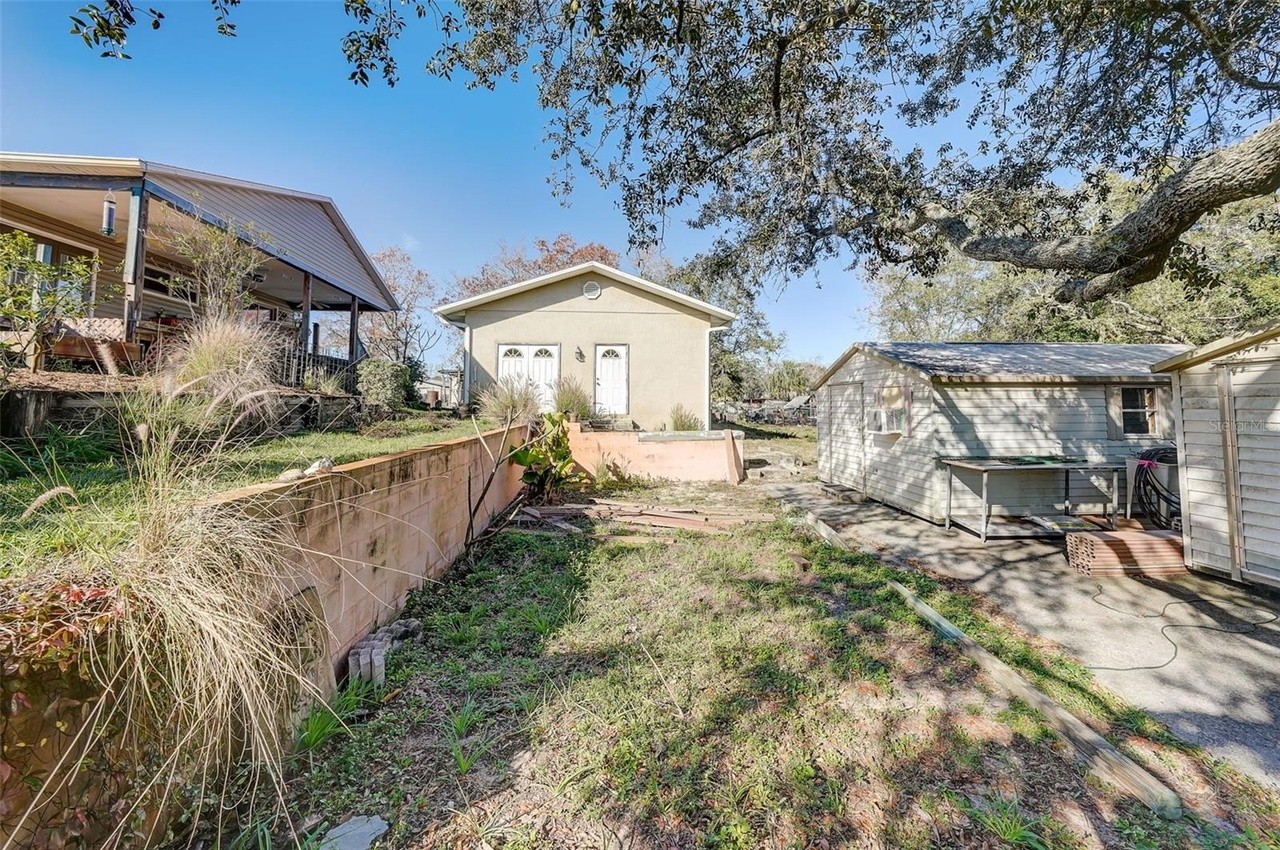 This $265K Tampa Bay house comes with a Cold War-era concrete bunker