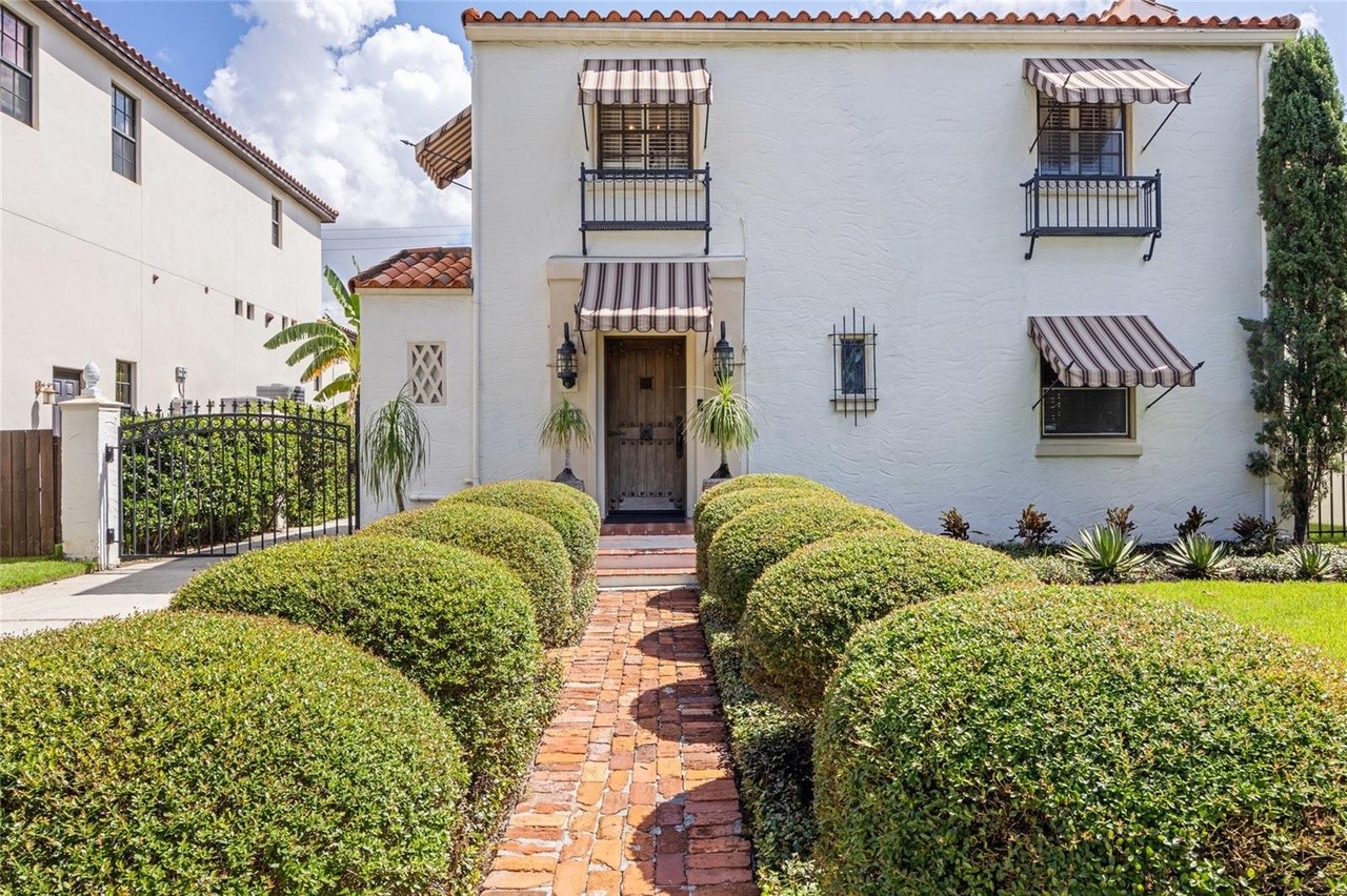 This historic Davis Islands home was once the site of a gruesome axe murder, now it's for sale