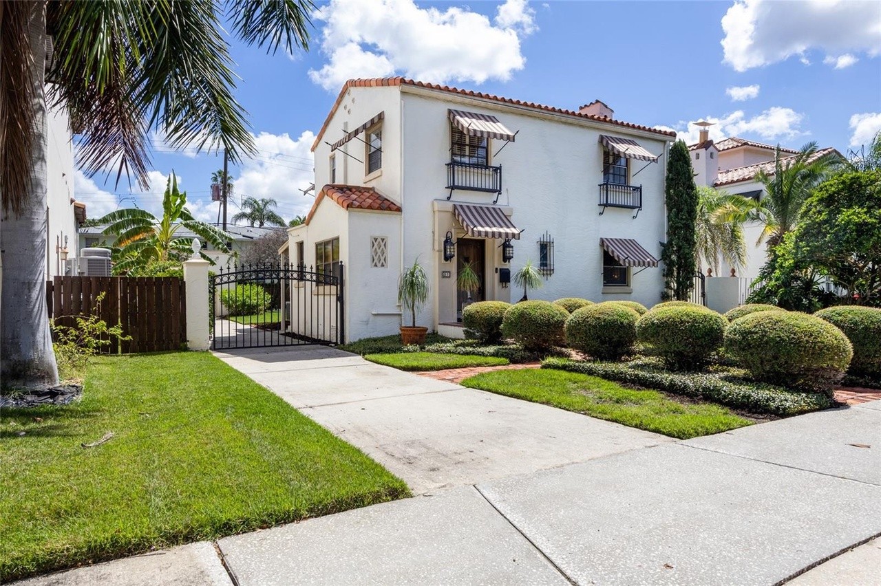 This historic Davis Islands home was once the site of a gruesome axe murder, now it's for sale