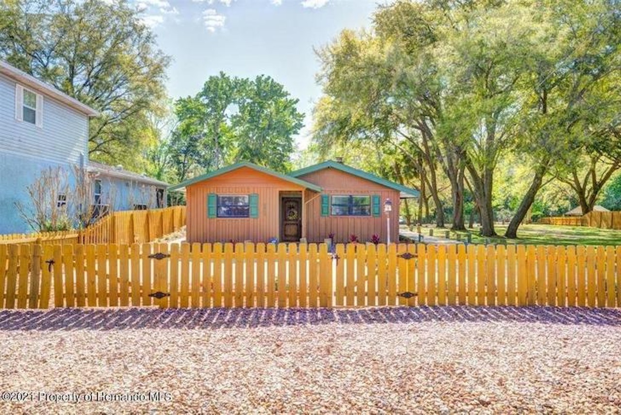This Weeki Wachee spring house is now on the market for $650K