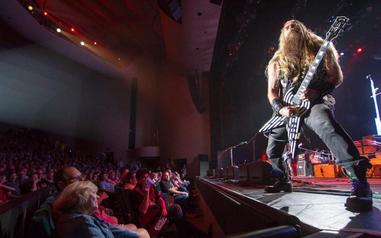 Zakk Wylde shredding at Experience Hendrix in 2014; he returns to Ruth Eckerd Hall with the 2016  tour tonight.