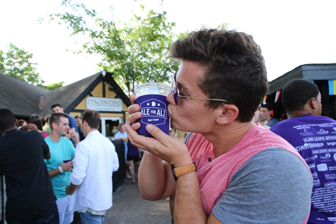 ALE for ALZ hosts annual pub crawl to raise awareness of Alzheimer’s Disease
