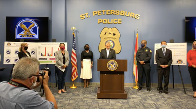 St. Pete police won't hire 25 new officers, instead will form new social worker team