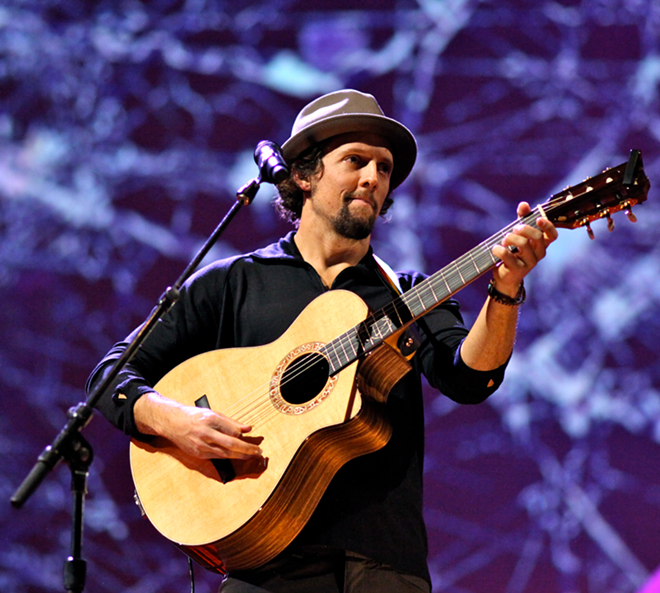 Jason Mraz, who plays Mahaffey Theater in St. Petersburg, Florida on March 17, 2018. - Steve Jurvetson [CC BY 2.0 (http://creativecommons.org/licenses/by/2.0)], via Wikimedia Commons