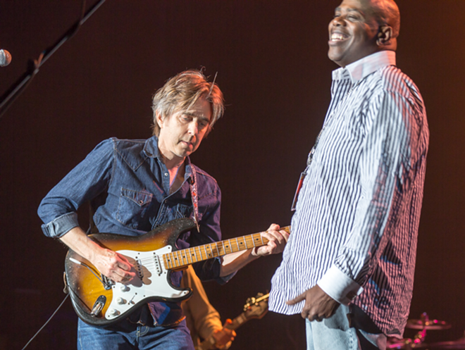 Guitarist Eric Johnson with vocalist Henri Brown, Experience Hendrix - Tracy May