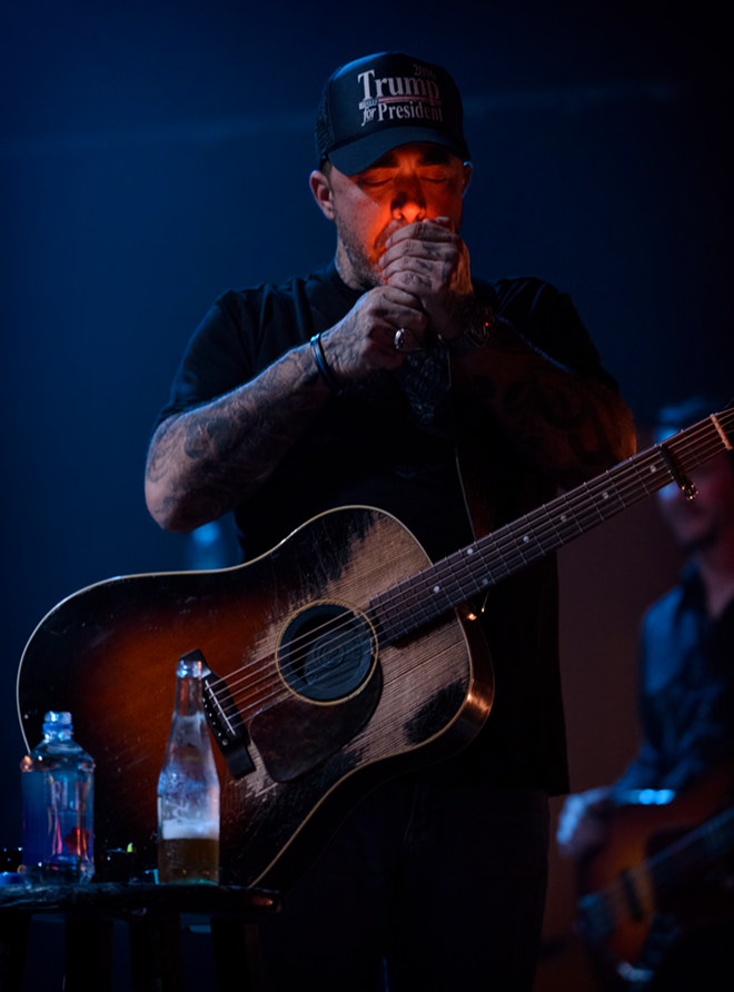 Aaron Lewis plays Dallas Bull in Tampa, Florida on February 10, 2017. - Chris Rodriguez