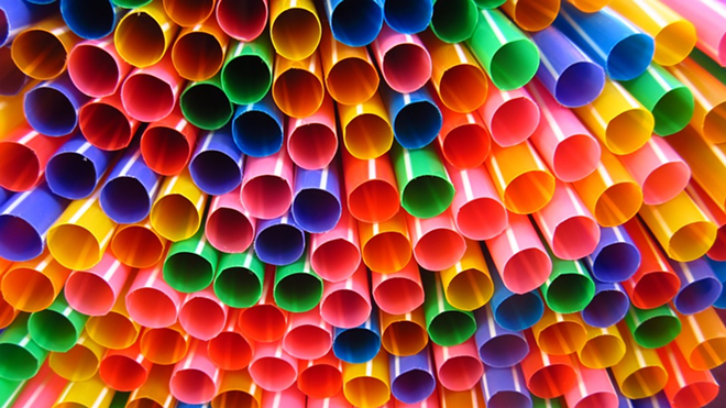 Do you own a business in St. Petersburg? Do you have feelings about single-use plastics? Have we got a survey for you! - PIXABAY
