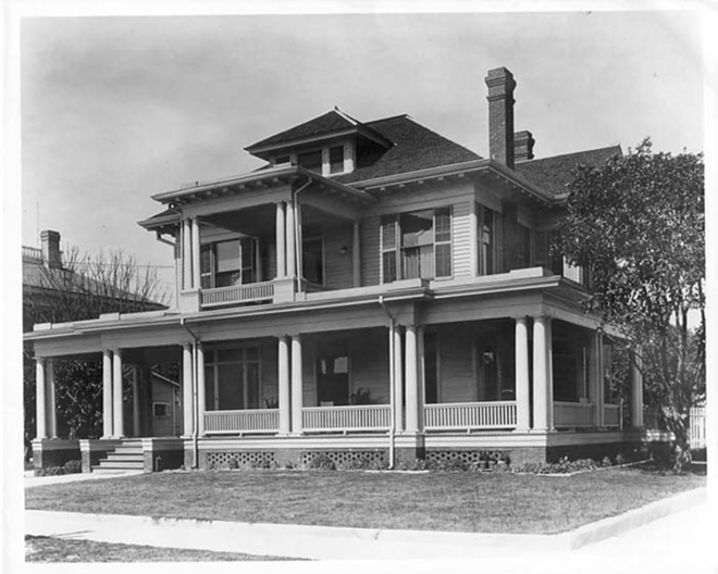 HISTORIC RESIDENCE: Burgert Brothers photo of home of Harold J. Watrous, 1301 Morrison Ave., Tampa. - Courtesy of the Tampa-Hillsborough County Public Library System.