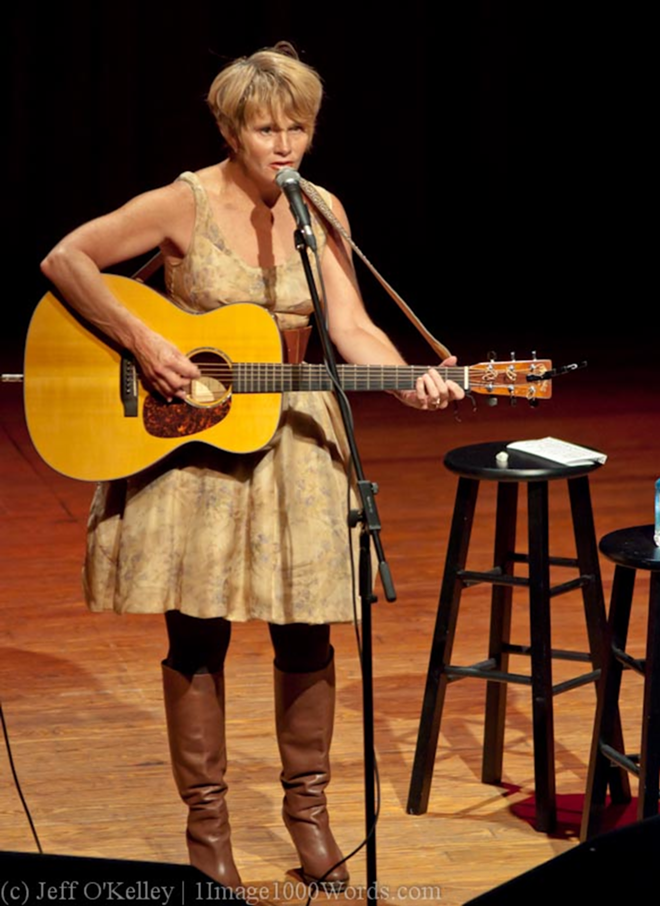 Concert review: Shawn Colvin at the Capitol Theatre, Clearwater - JEFF O'KELLEY