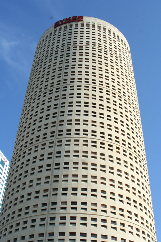 Rivergate Tower, Tampa - Wikimedia Commons/Barbthebuilder