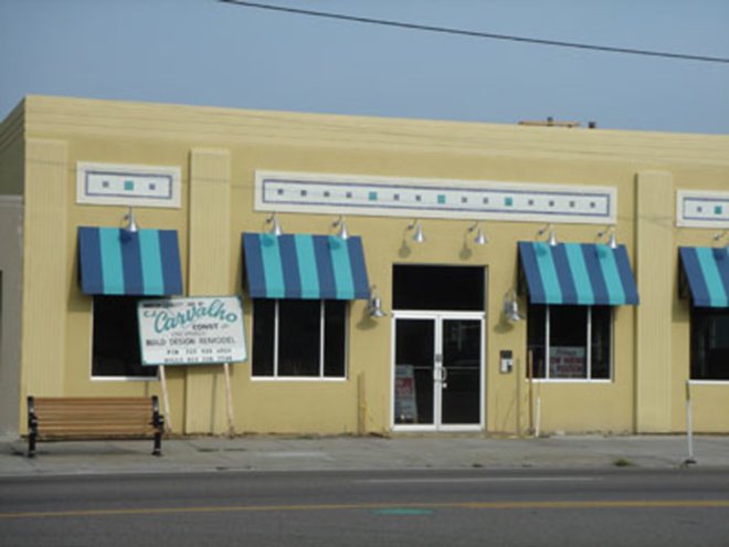 GOING GREEK: The future home of the newest Louis Pappas Market Café on Fourth Street N in St. Pete. - Anne Arsenault -