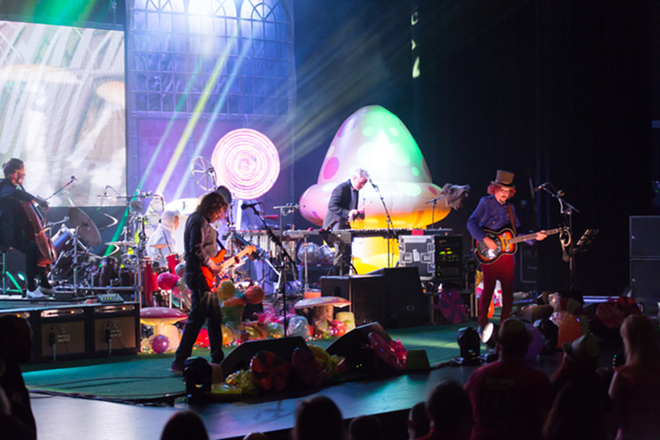 Primus, Ruth Eckerd Hall - Tracy May