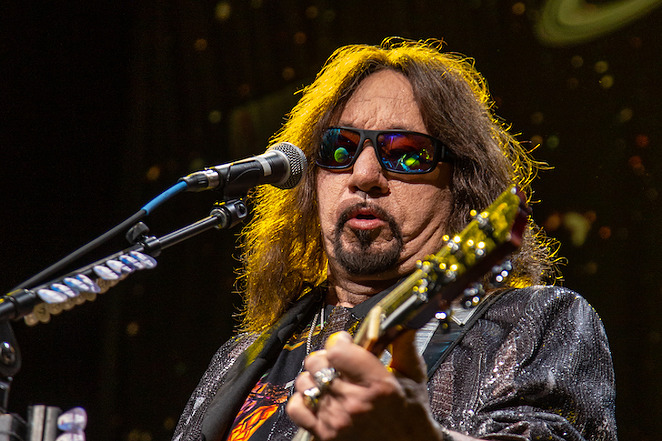 Alice Cooper and Ace Frehley give Tampa fans an early Halloween treat