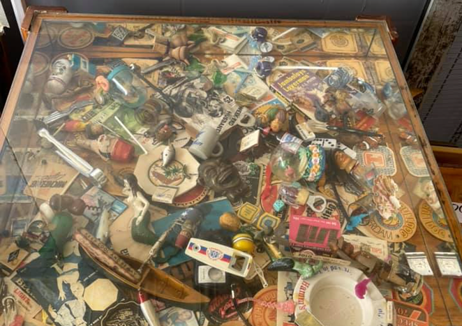 St. Pete's Old Key West Bar and Grill is auctioning off its collectibles