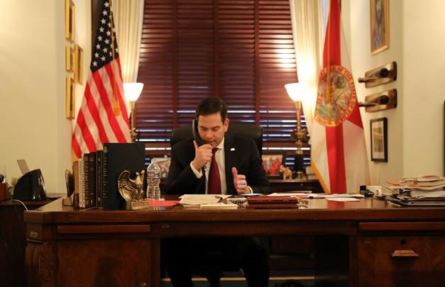 It sure looks like Rubio was dissing Val Demings from his official desk
