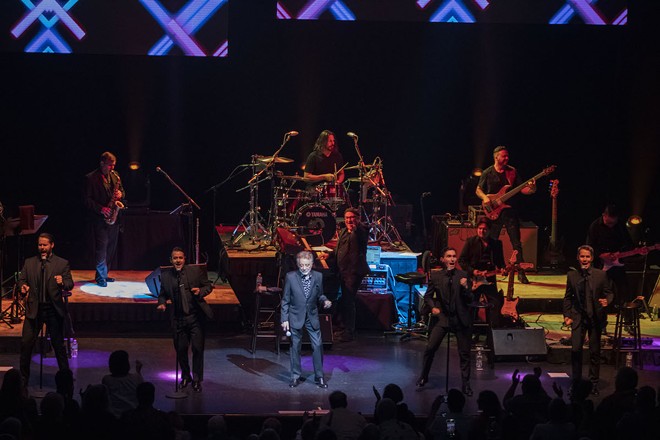 Review: Frankie Valli defies age during spriteful appearance at Ruth Eckerd Hall (2)
