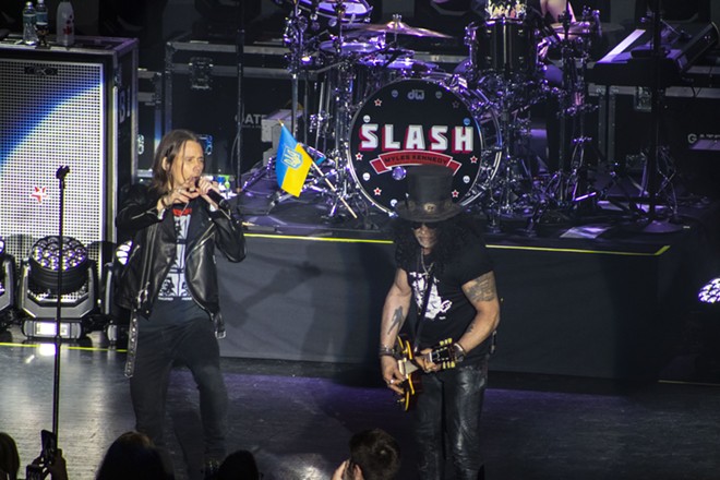 Review: Slash and Myles Kennedy raise the river—and the roof at last weekend's Clearwater show