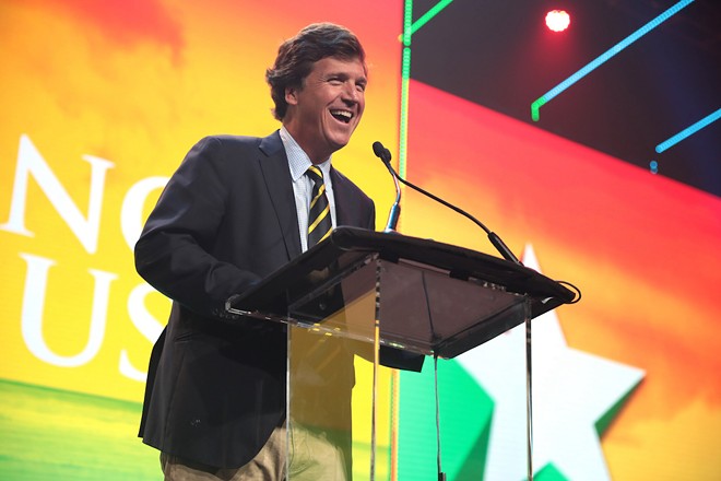 Tucker Carlson speaking with attendees at the 2020 Student Action Summit hosted by Turning Point USA at the Palm Beach County Convention Center in West Palm Beach, Florida. - GAGE SKIDMORE FROM PEORIA, AZ, UNITED STATES OF AMERICA / CC BY-SA (HTTPS://CREATIVECOMMONS.ORG/LICENSES/BY-SA/2.0)