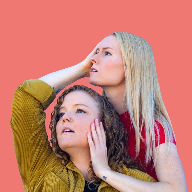 Besties Rachel Scanlon and McKenzie Goodwin host the viral “Two Dykes and a Mic” podcast. - Photo via TwoDyksAndAMic/Facebook