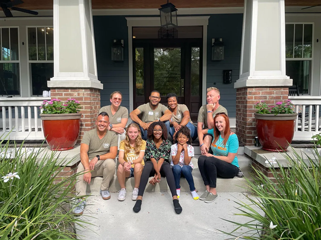 Old Seminole Heights Neighborhood Association members on the 2022 home tour. - Photo via Old Seminole Heights Neighborhood Association