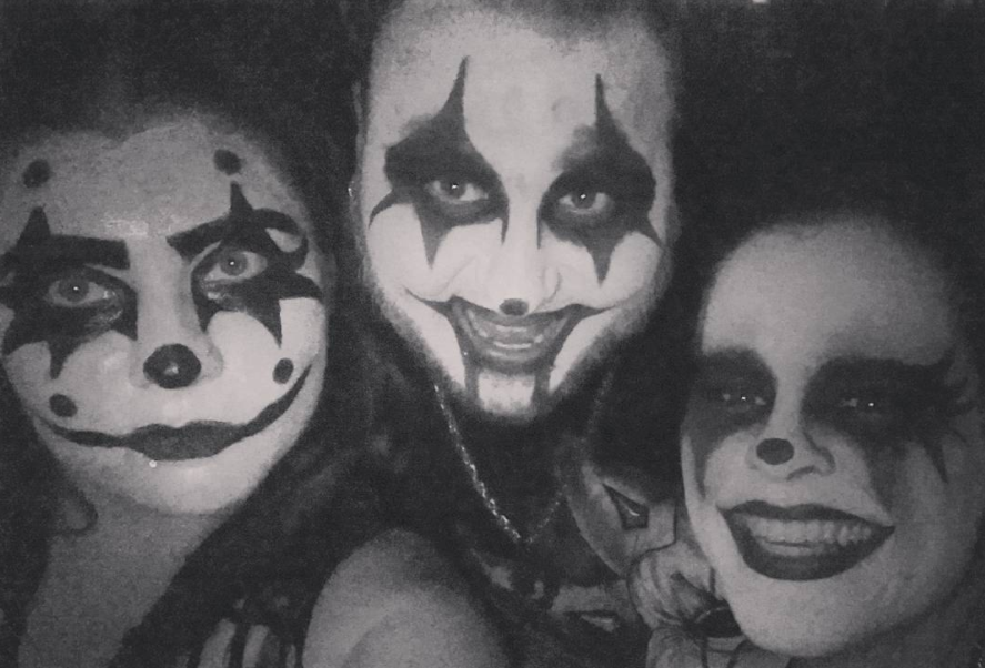 Review: Insane Clown Posse, juggalos use strobes and Faygo to