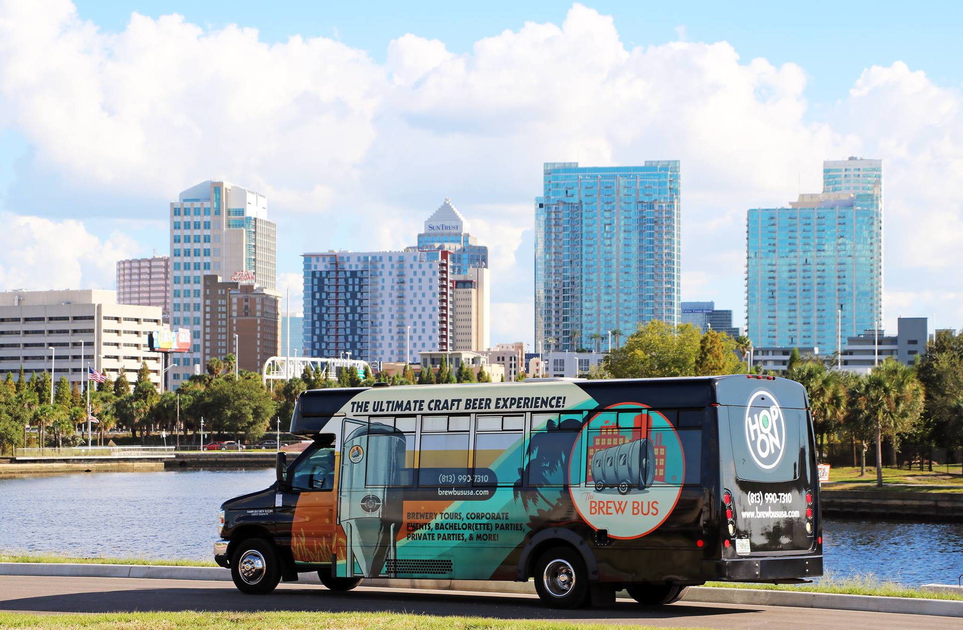How to get to Amalie Arena in Tampa by Bus?