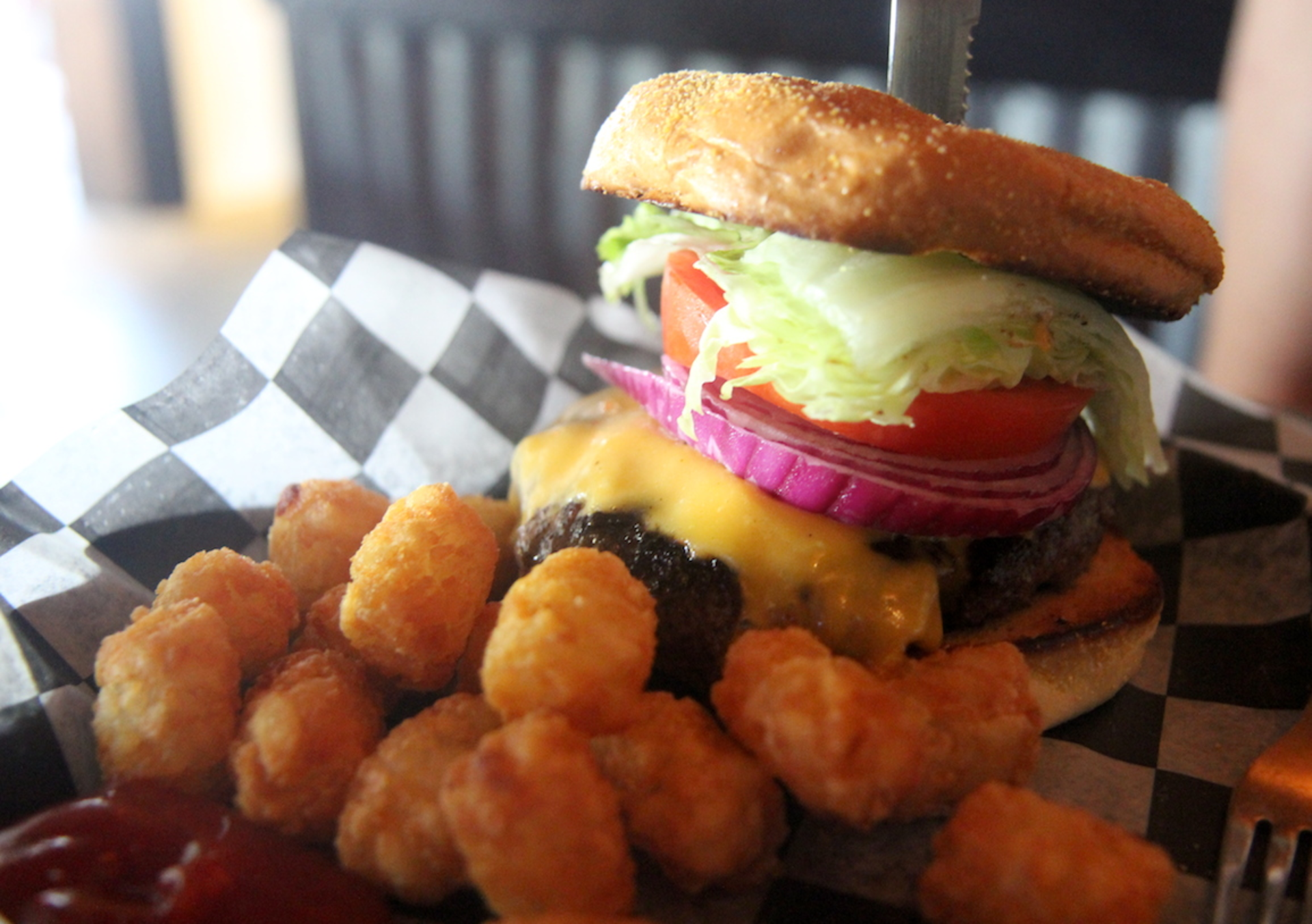 Last Bite: Willy's Big Gooey burger on St. Pete Beach, Tampa