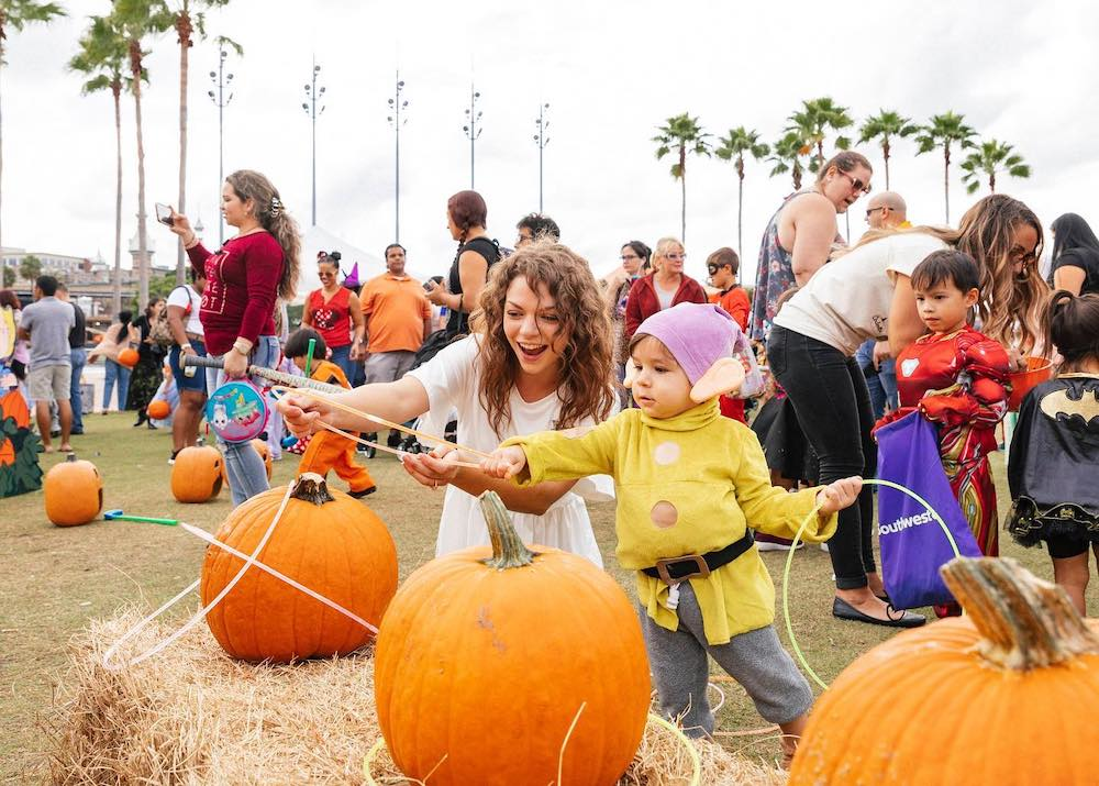 Halloween Saturday includes free trickortreat and boat parade on the