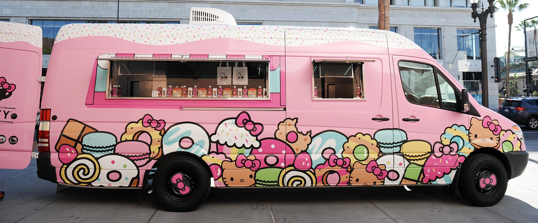 Hello Kitty Cafe Truck – Tampa, FL – Ainee's Blog of Happy Food