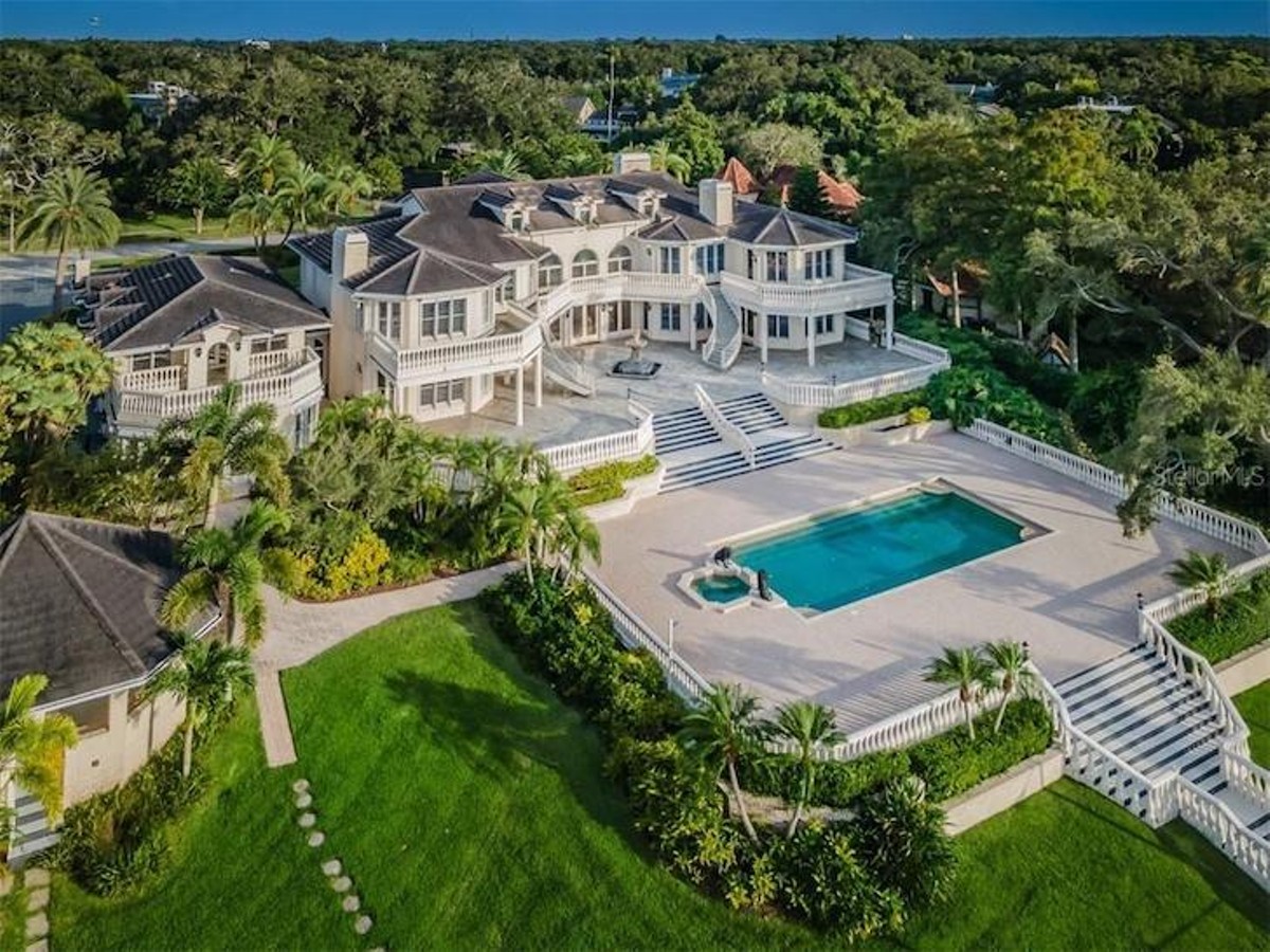The Rinker House, built by a Florida cement tycoon, is now for sale in Tampa Bay