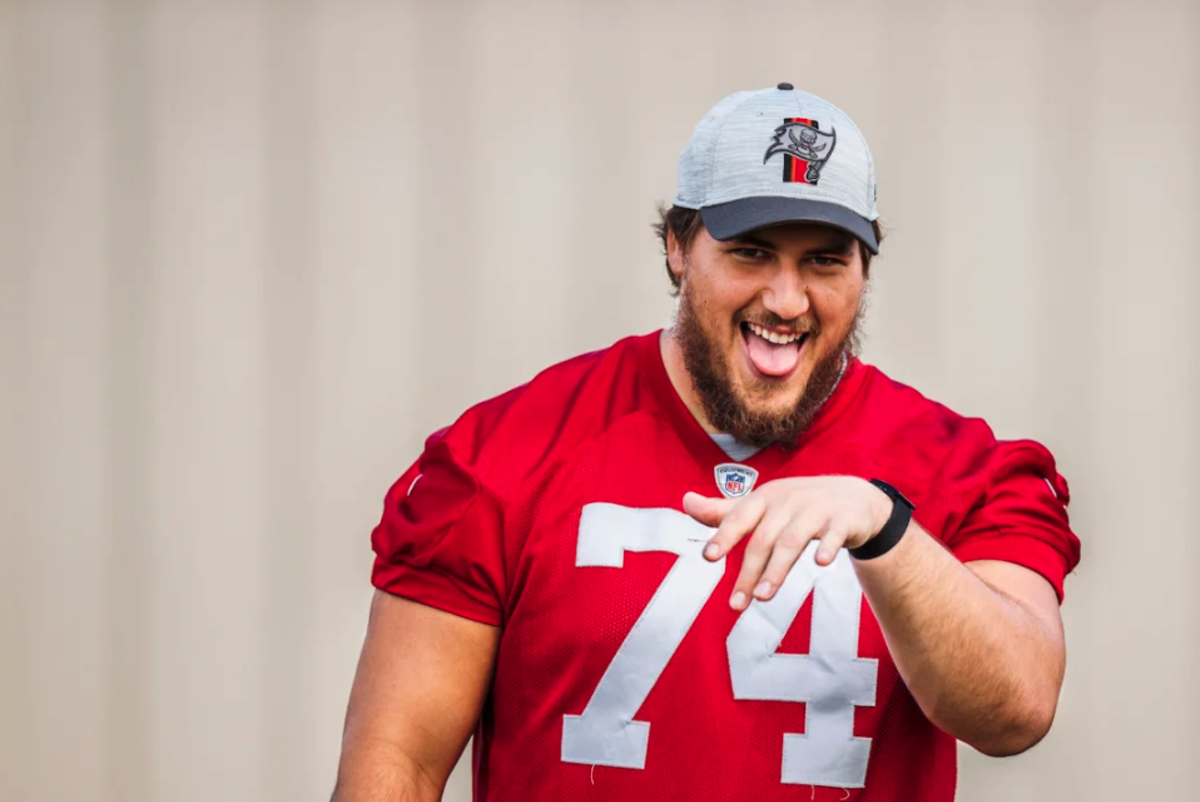 Buccaneers' Pro Bowl guard Ali Marpet announces retirement after