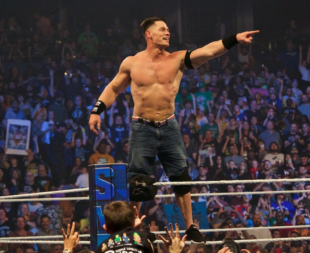 Hometown Fans Watch John Cena Defeat Champion Roman Reigns On Wwe Friday Night Smackdown In Tampa Sports Recreation Tampa Creative Loafing Tampa Bay
