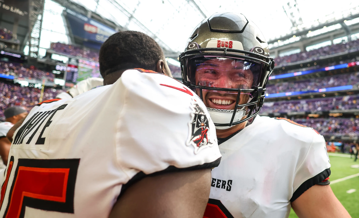 Vikings fall to Tampa Bay Bucs, 20-17, in season opener