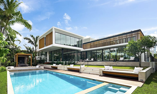 Tampa Bay Rays co-owner Randy Frankel just bought this giant Florida mansion