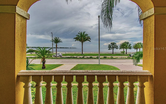 Tampa's historic Dorchester house on Bayshore is now for sale