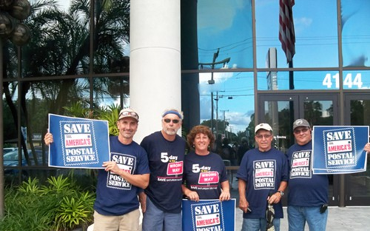 Members from NALC union 599 (from left to right: Tony Diaz, George McEndree, Debbie McEndree, Seve Gonzalez and Sam Santilli)