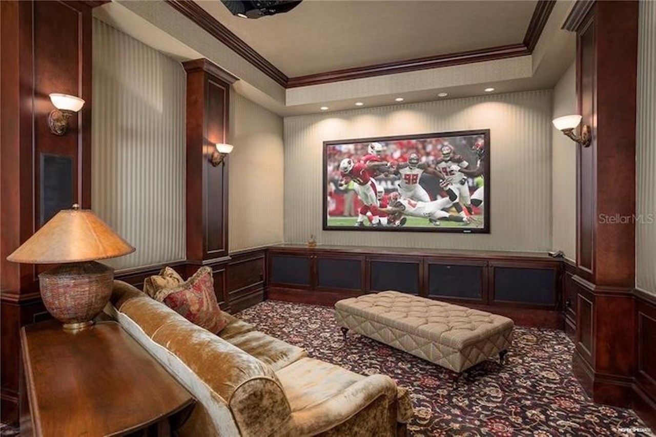 USF's new head football coach Jeff Scott just bought Lovie Smith's old Tampa house