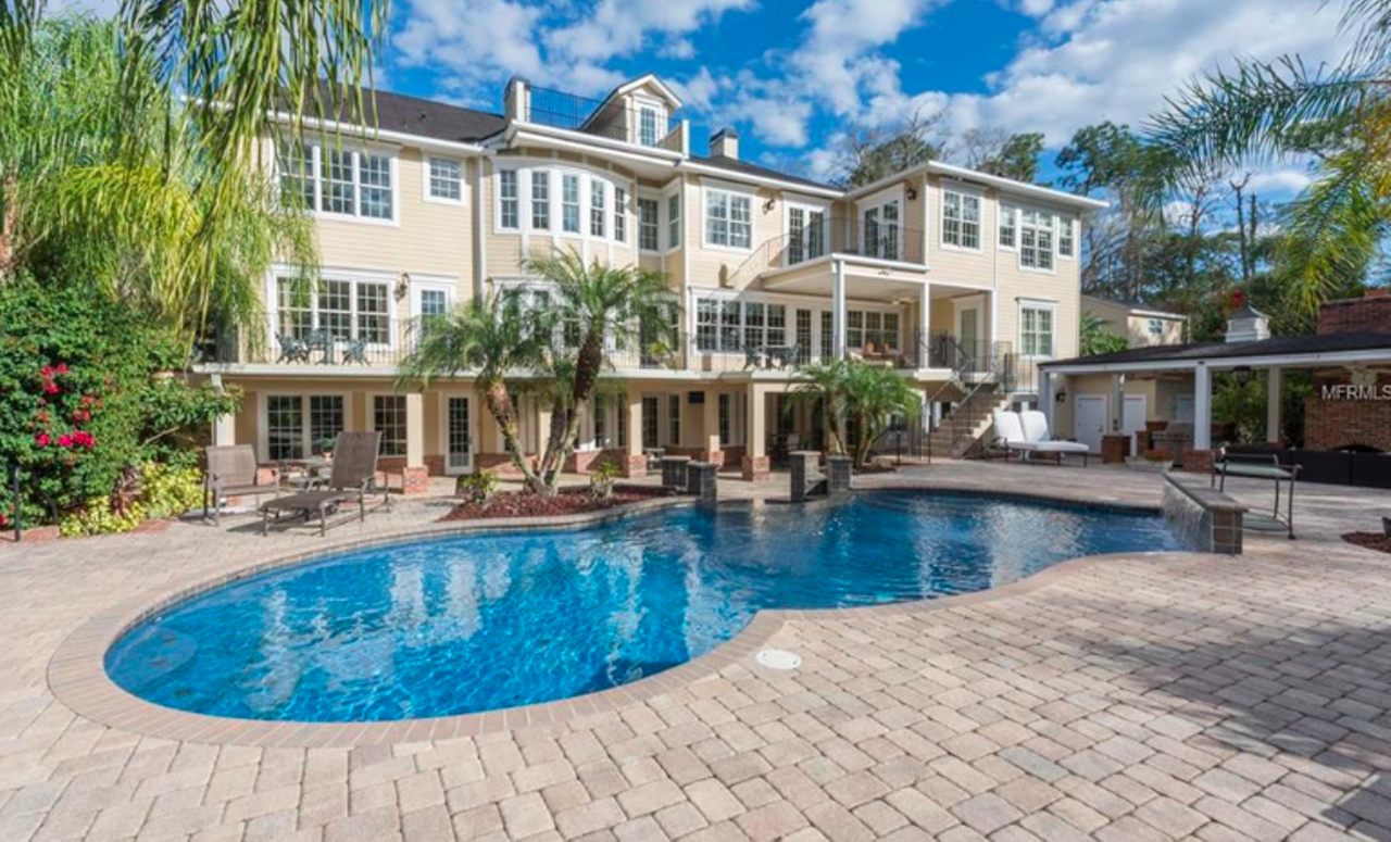 Vinny Testaverde's Tampa area mansion is going to auction for $6 million, let's take a tour