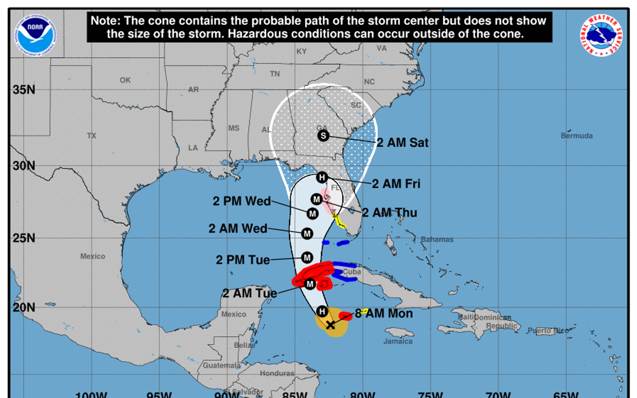 With Tampa Bay in its path, Ian strengthens to a hurricane